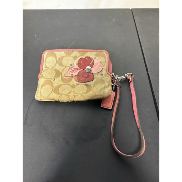 Coach Bleecker Beige & Pink Signature C Canvas Tote w/Matching Wallet See Desc - Picture 10 of 16